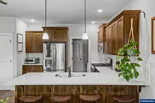 1491 Foxglove St, Woodburn, OR 97071 - Photo 13