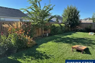 1491 Foxglove St, Woodburn, OR 97071 - Photo 35