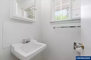 1907 SE Miller Ave, Dallas, OR 97338 - Photo 27