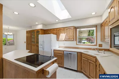 1907 SE Miller Av, Dallas, OR 97338 - Photo 15