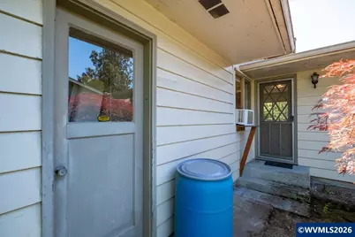 1907 SE Miller Av, Dallas, OR 97338 - Photo 37