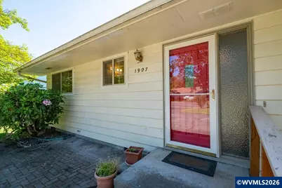 1907 SE Miller Av, Dallas, OR 97338 - Photo 5