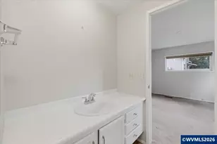 304 Moyer St, Brownsville, OR 97327 - Photo 31