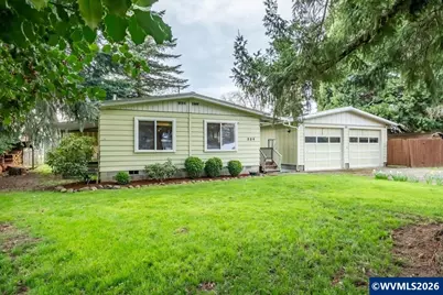 304 Moyer St, Brownsville, OR 97327 - Photo 3