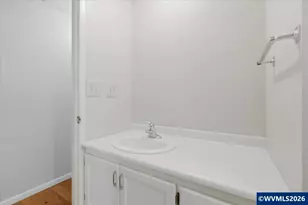 304 Moyer St, Brownsville, OR 97327 - Photo 27