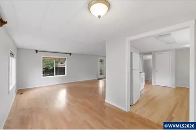 304 Moyer St, Brownsville, OR 97327 - Photo 9