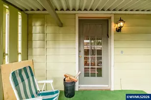 304 Moyer St, Brownsville, OR 97327 - Photo 33