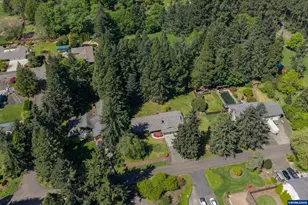 3576 Terrace Dr NW, Albany, OR 97321 - Photo 9