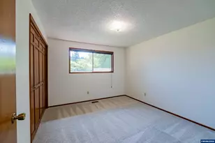 3576 Terrace Dr NW, Albany, OR 97321 - Photo 27