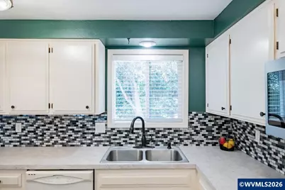 1475 Seattle Slew Dr SE, Salem, OR 97317 - Photo 17