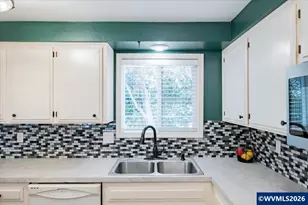 1475 Seattle Slew Dr SE, Salem, OR 97317 - Photo 17