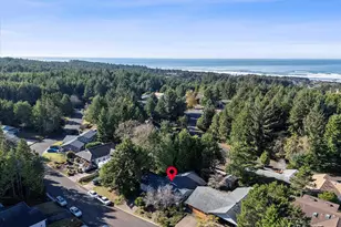 1420 SW Fairway Dr, Waldport, OR 97394 - Photo 41