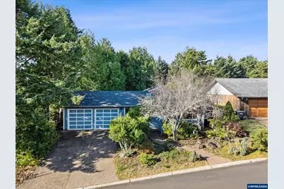 1420 SW Fairway Dr, Waldport, OR 97394 - Photo 1