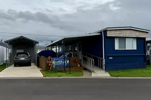 204 Cascade Dr, Lebanon, OR 97355 - Photo 1