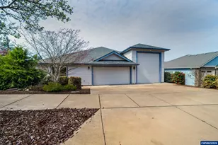 1115 Skookum Dr, Silverton, OR 97381 - Photo 5