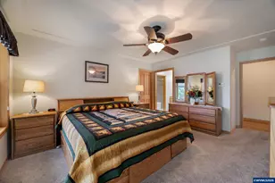 1115 Skookum Dr, Silverton, OR 97381 - Photo 23