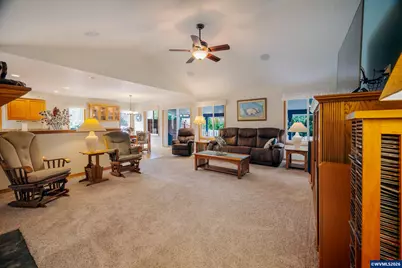 1115 Skookum Dr, Silverton, OR 97381 - Photo 19