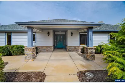 1115 Skookum Dr, Silverton, OR 97381 - Photo 1