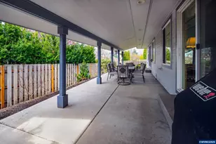 1115 Skookum Dr, Silverton, OR 97381 - Photo 9