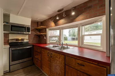 502 N 8th #17 St, Philomath, OR 97370 - Photo 7