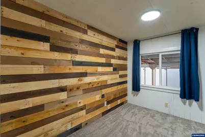 502 N 8th #17 St, Philomath, OR 97370 - Photo 9