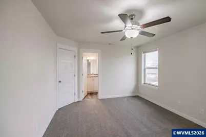 66 N 8th St, Lebanon, OR 97355 - Photo 11