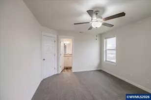 66 N 8th St, Lebanon, OR 97355 - Photo 11