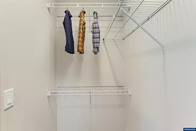 862 Sifuentez Ct, Woodburn, OR 97071 - Photo 13