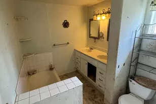 40121 Lacomb Dr, Lebanon, OR 97355 - Photo 7