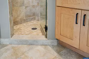 136 SW Washington Ave, Corvallis, OR 97333 - Photo 27