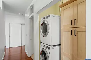 136 SW Washington Ave, Corvallis, OR 97333 - Photo 25