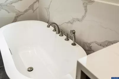 315 NE Clay St, Sublimity, OR 97385 - Photo 25