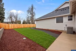 315 NE Clay St, Sublimity, OR 97385 - Photo 39