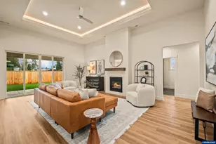 315 NE Clay St, Sublimity, OR 97385 - Photo 3