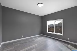 4849 San Francisco Dr NE, Salem, OR 97305 - Photo 17