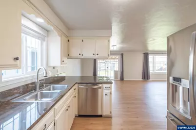 2925 43rd Av SE, Albany, OR 97322 - Photo 9