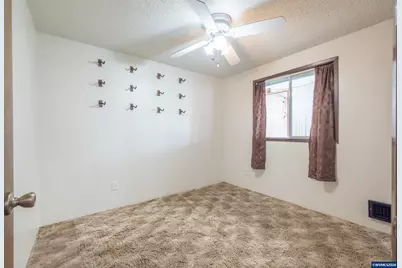 2629 S 9th St, Lebanon, OR 97355 - Photo 11