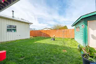 2629 S 9th St, Lebanon, OR 97355 - Photo 33