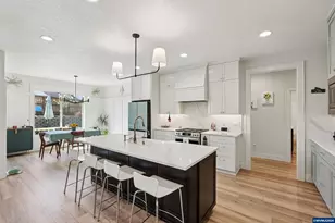 5927 Evangelista St S, Salem, OR 97306 - Photo 15