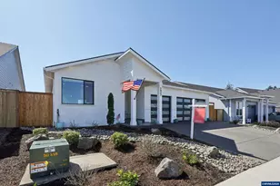 5927 Evangelista St S, Salem, OR 97306 - Photo 3