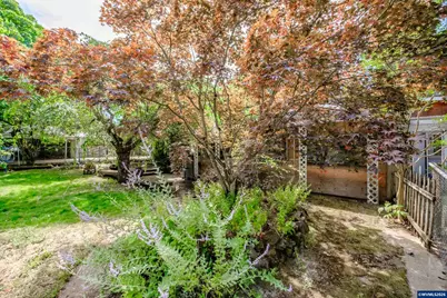 6025 SE 124th Av, Portland, OR 97236 - Photo 3