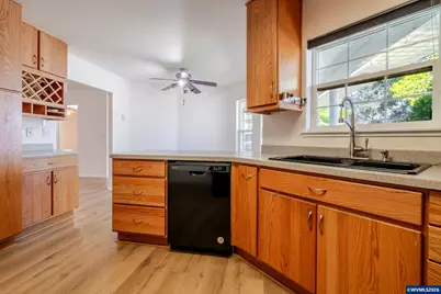 3325 Quail Pl, Lebanon, OR 97355 - Photo 15