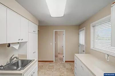 3715 Rivercrest Dr N, Keizer, OR 97303 - Photo 33