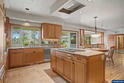 3715 Rivercrest Dr N, Keizer, OR 97303 - Photo 13