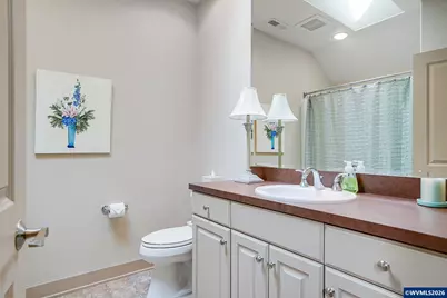 3398 Championship Dr S, Salem, OR 97302 - Photo 37