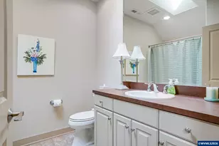 3398 Championship Dr S, Salem, OR 97302 - Photo 37