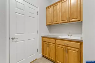 2834 Bastille Ave SE, Salem, OR 97306 - Photo 27