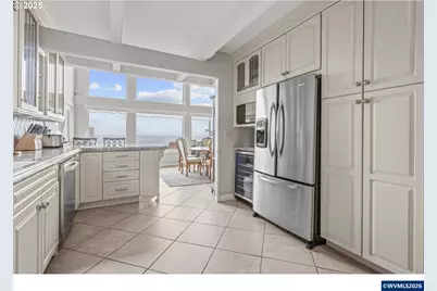 2325 SW Bard Loop Lp, Lincoln City, OR 97367 - Photo 3