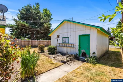 2355 Laurel Av NE, Salem, OR 97301 - Photo 27