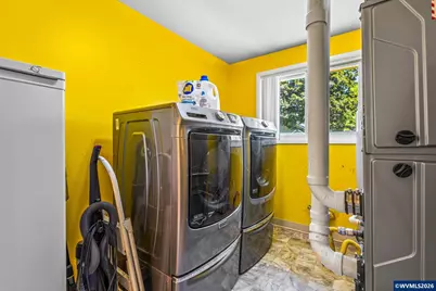 2355 Laurel Av NE, Salem, OR 97301 - Photo 15